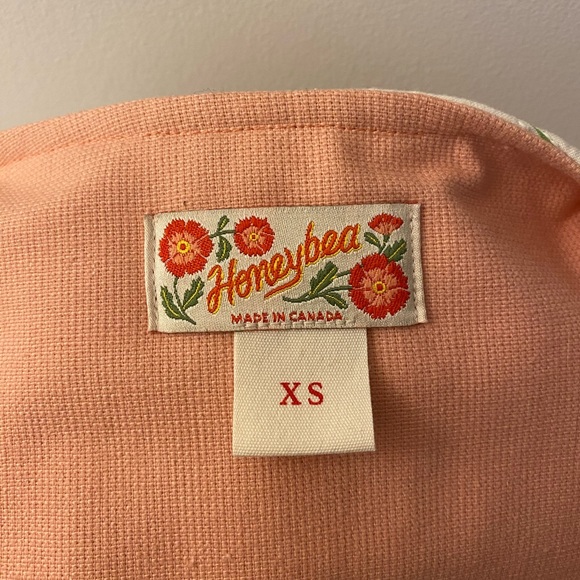 Honeybea Handmade Quilted Cropped Jacket - Picture 5 of 7